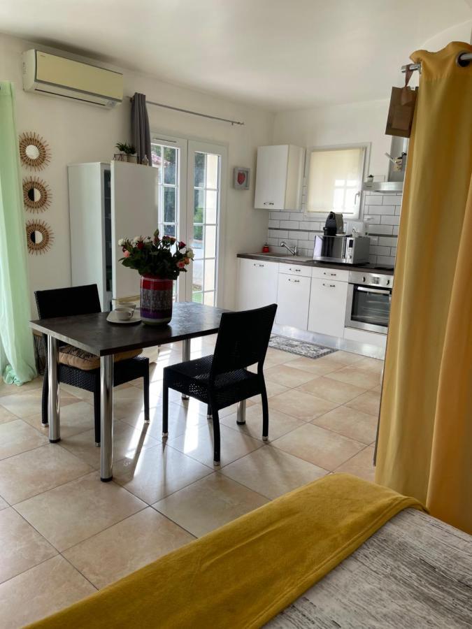 Location Studio De Charme Αντίμπ Εξωτερικό φωτογραφία