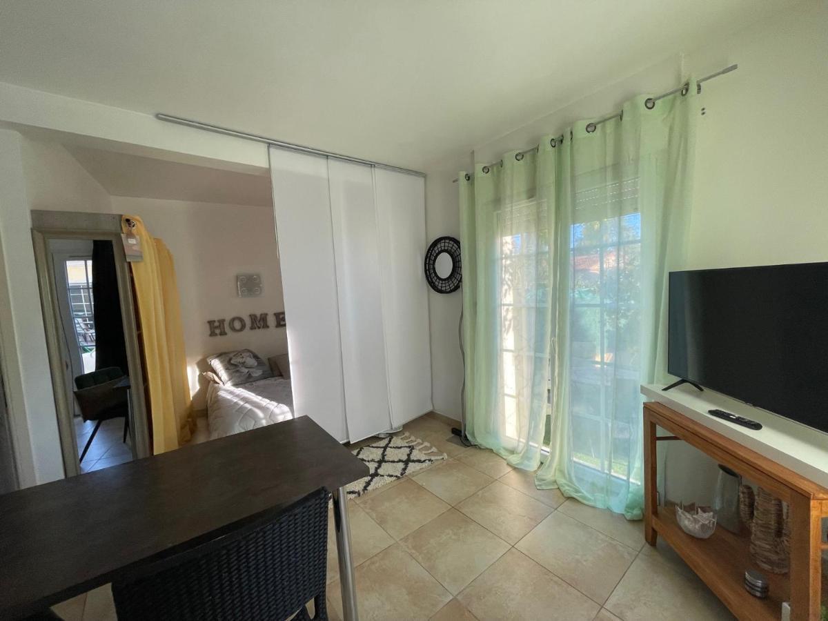 Location Studio De Charme Αντίμπ Εξωτερικό φωτογραφία
